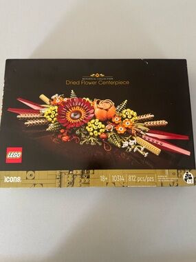 Dried Flowers Centerpiece box sealed